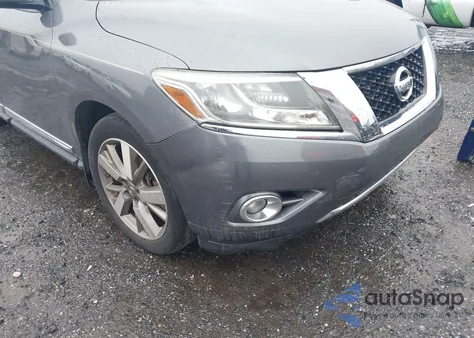 2015 Nissan Pathfinder Platinum z USA, uszkodzony, nr VIN 5N1AR2MM6FC601953